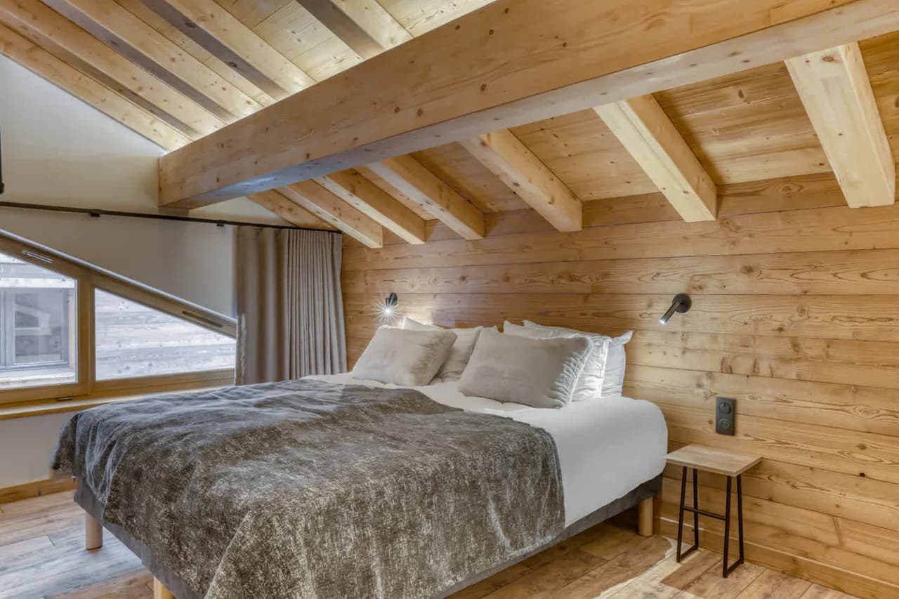 Stylish Chalet Surrounded by Mountain Peaks photo 2