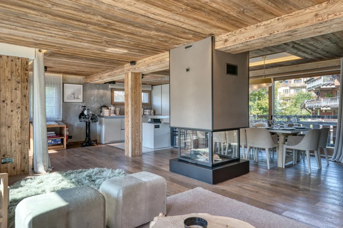 Cozy Alpine Chalet With Fireplace photo 2