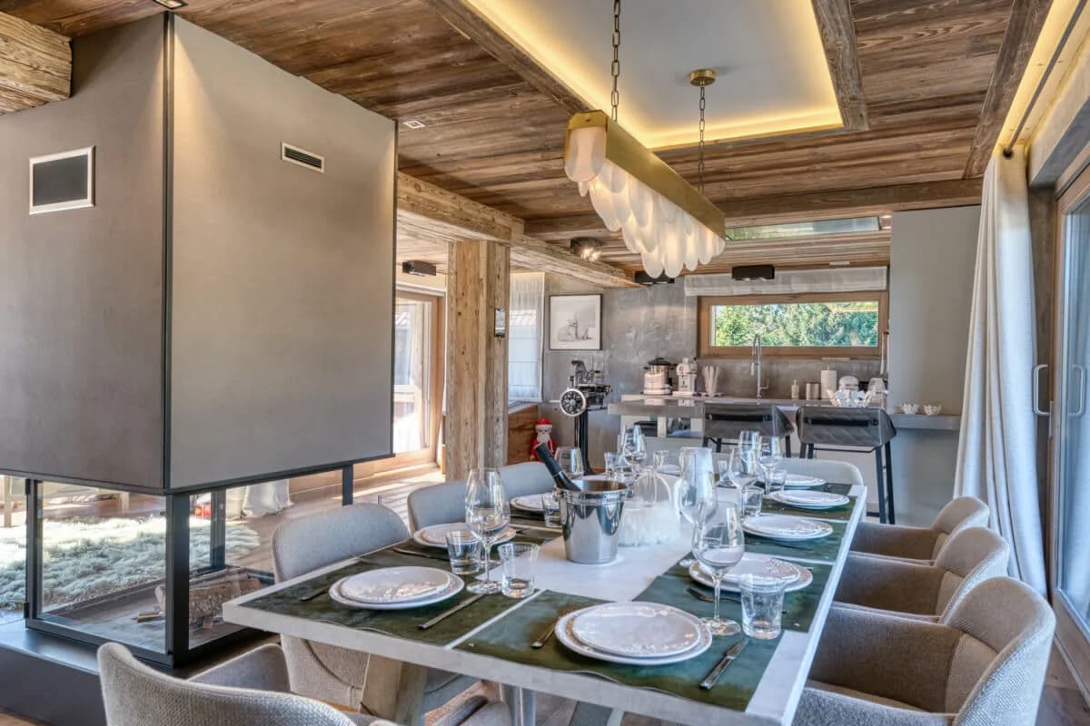 Cozy Alpine Chalet With Fireplace photo 5