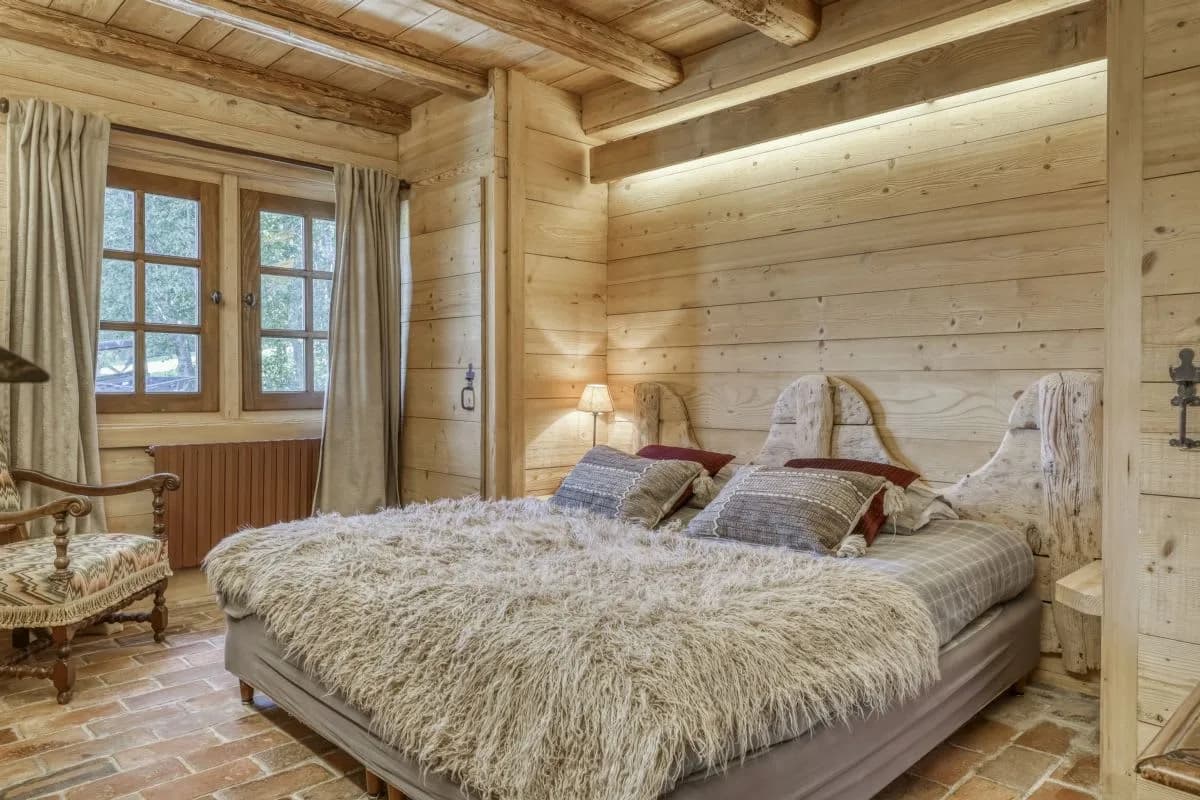 Mountain Chalet With Relaxation Spaces photo 3