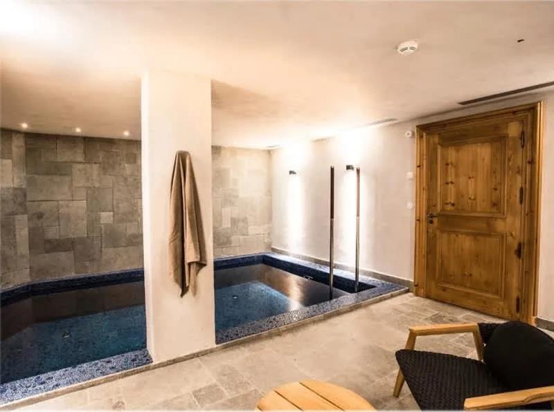 Alpine Escape With Pool and Sauna photo 2