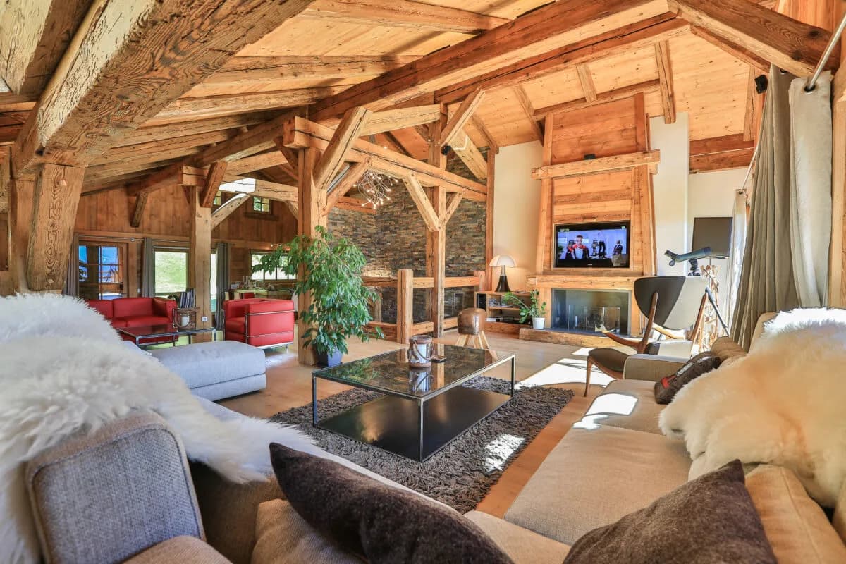 Mountain Retreat Overlooking Mont Blanc Range photo 2