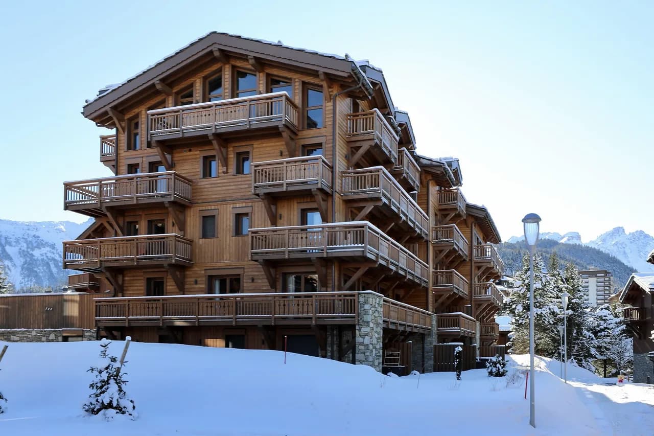 Elegant Duplex Living in Alpine Resort