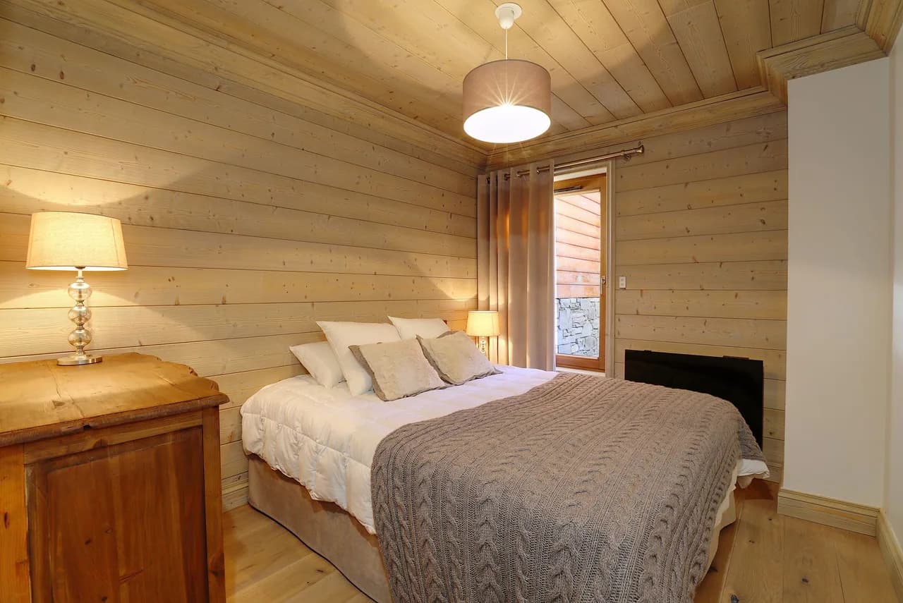 Elegant Duplex Living in Alpine Resort photo 5