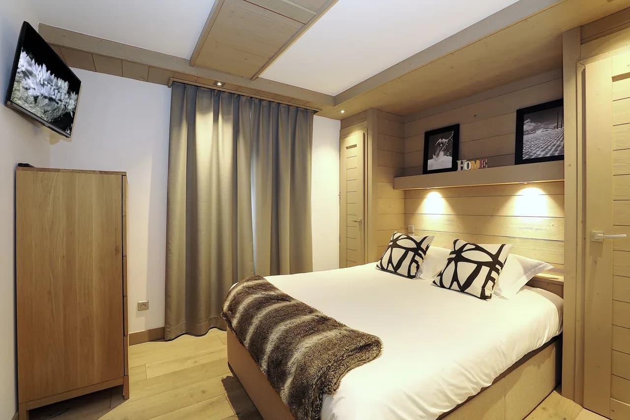 Relaxing Courchevel Apartment With Mountain Views photo 4