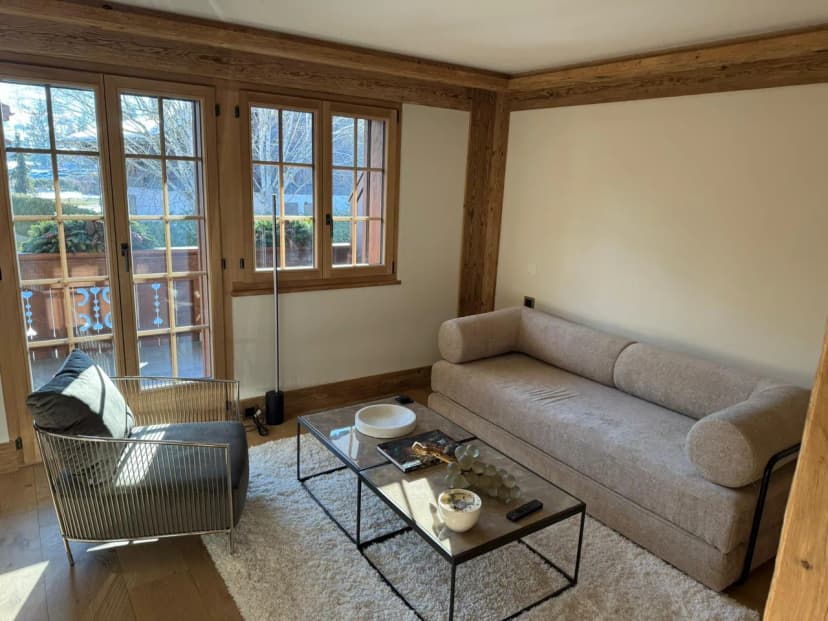 Elegant Mountain Hideaway in Central Gstaad