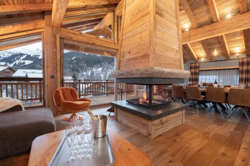 Mountain View Chalet With Private Spa