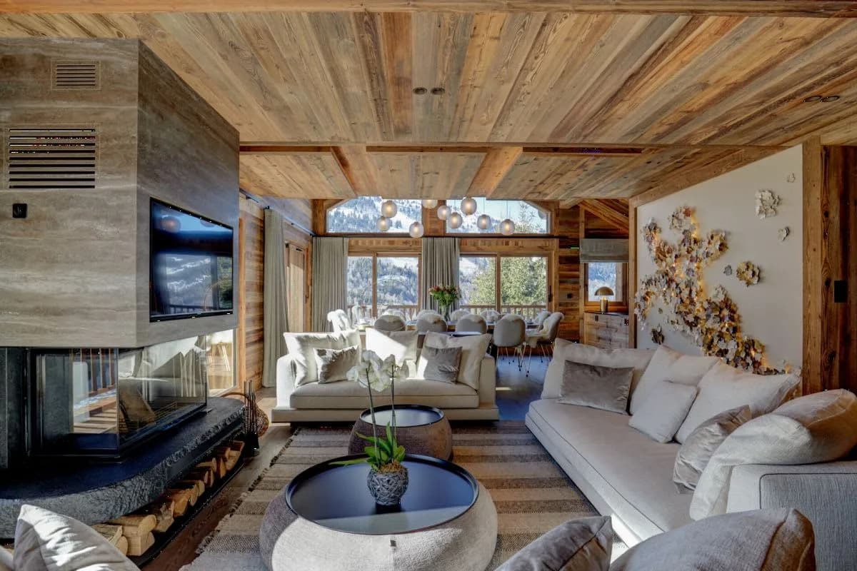 Elegant Ski Chalet With Full Services photo 2