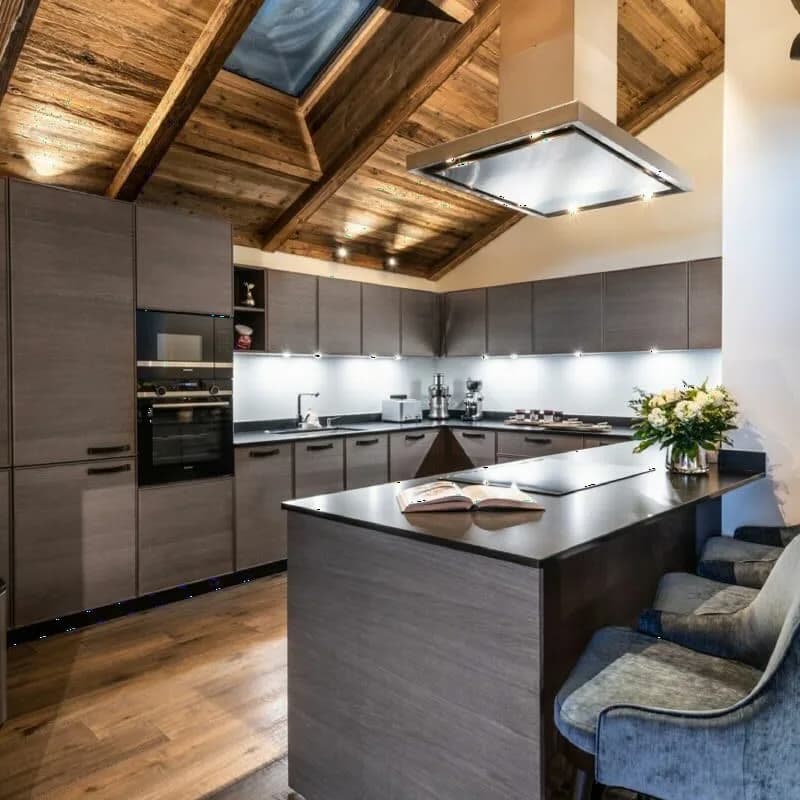 Spacious Triplex With Sauna And Jacuzzi photo 2