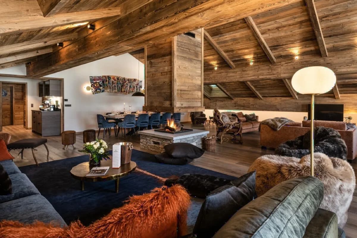 Elegant Mountain Penthouse With Spa photo 2