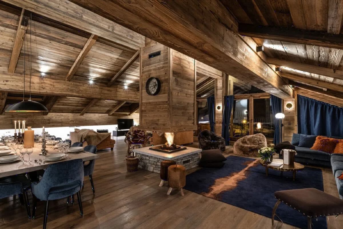 Elegant Mountain Penthouse With Spa photo 5