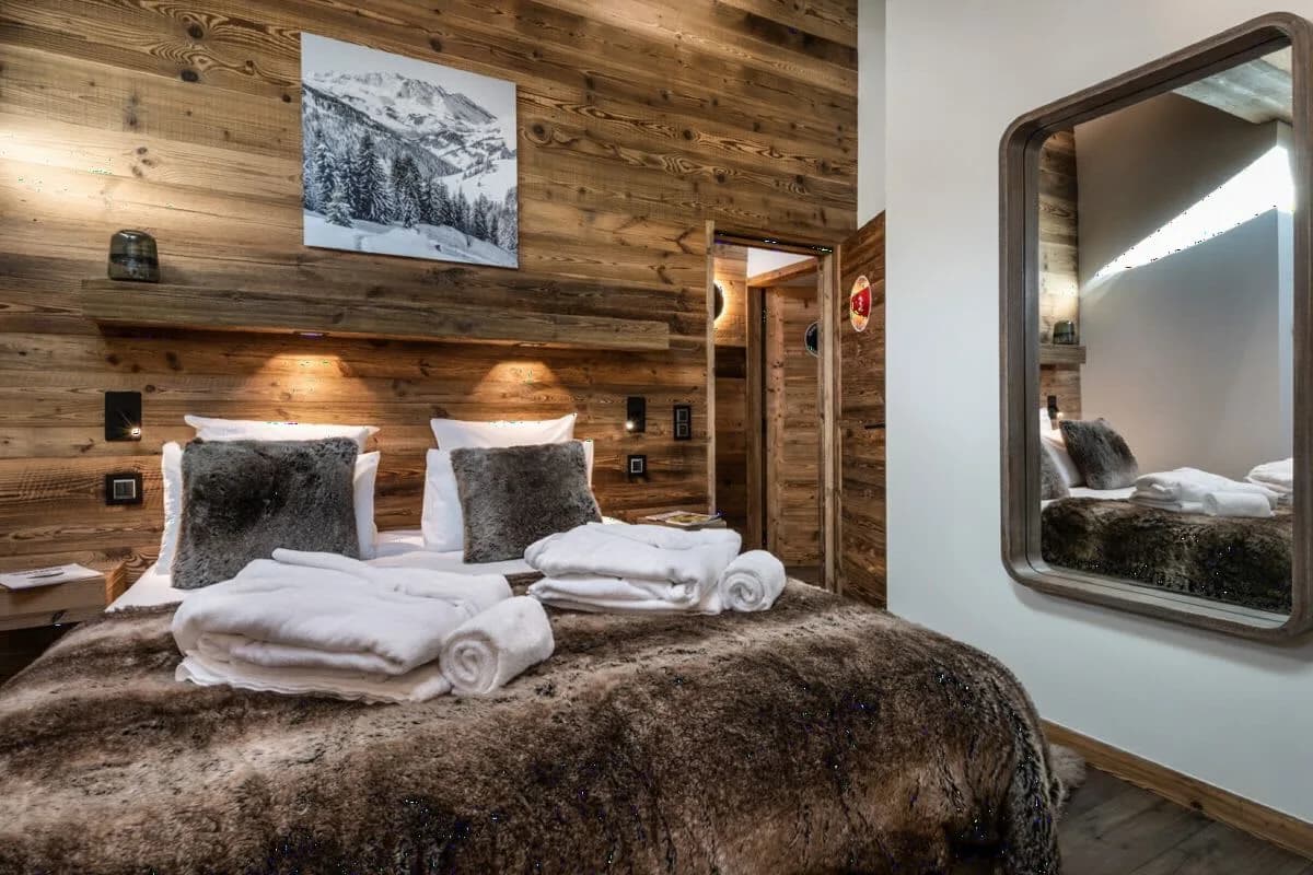 Bright Alpine Penthouse With Views photo 3