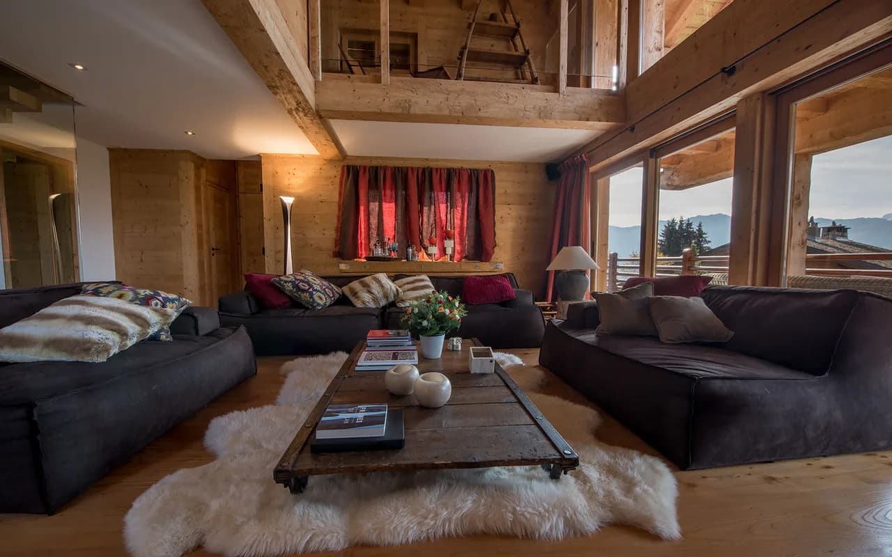 Serene Chalet Beside Rouge Ski Slope photo 5