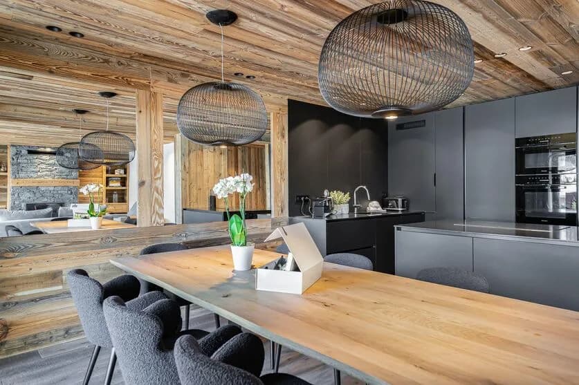 Stylish Val d’Isère Apartment with Balcony photo 5
