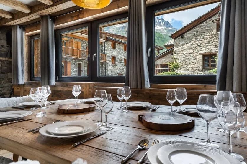 Elegant Alpine Retreat Steps from Slopes photo 5