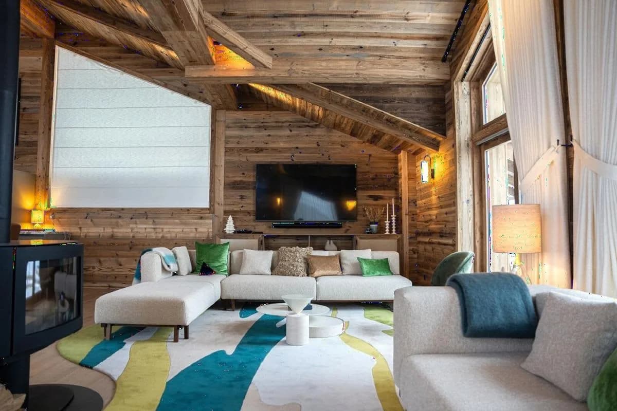 Luxury Alpine Chalet with Private Spa photo 2