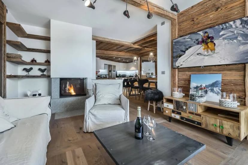 Alpine Style Apartment Overlooking Bellevarde
