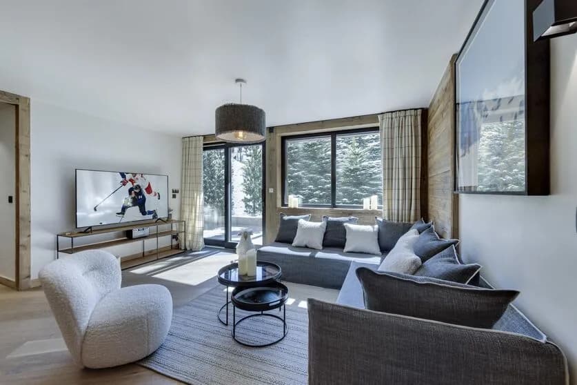 Peaceful Mountain Apartment at Val Entrance