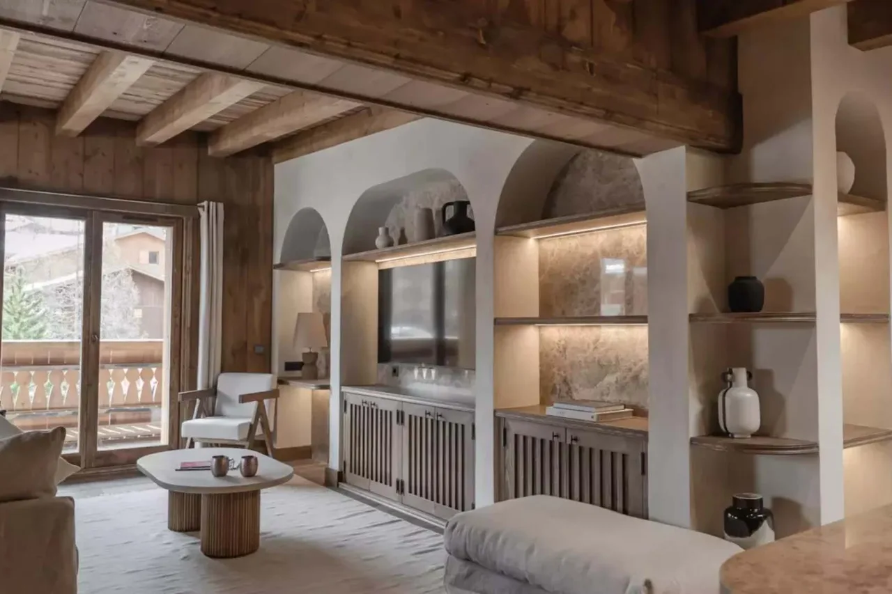 Luxury Alpine Apartment with Panoramic Views photo 5