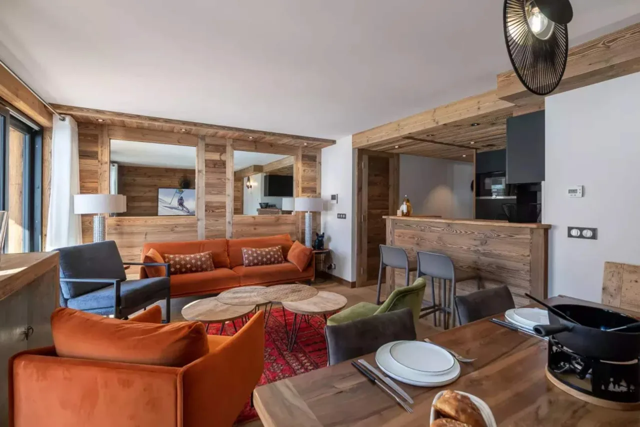 Bright Ski Apartment With Open Living photo 2