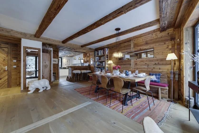 Warm Alpine Living Near Ski Slopes photo 4