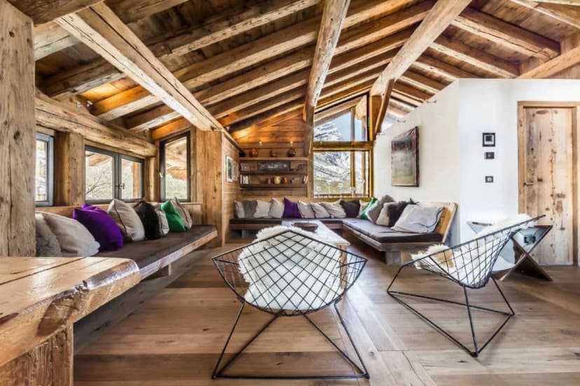 Refined Mountain Living With Fireplace