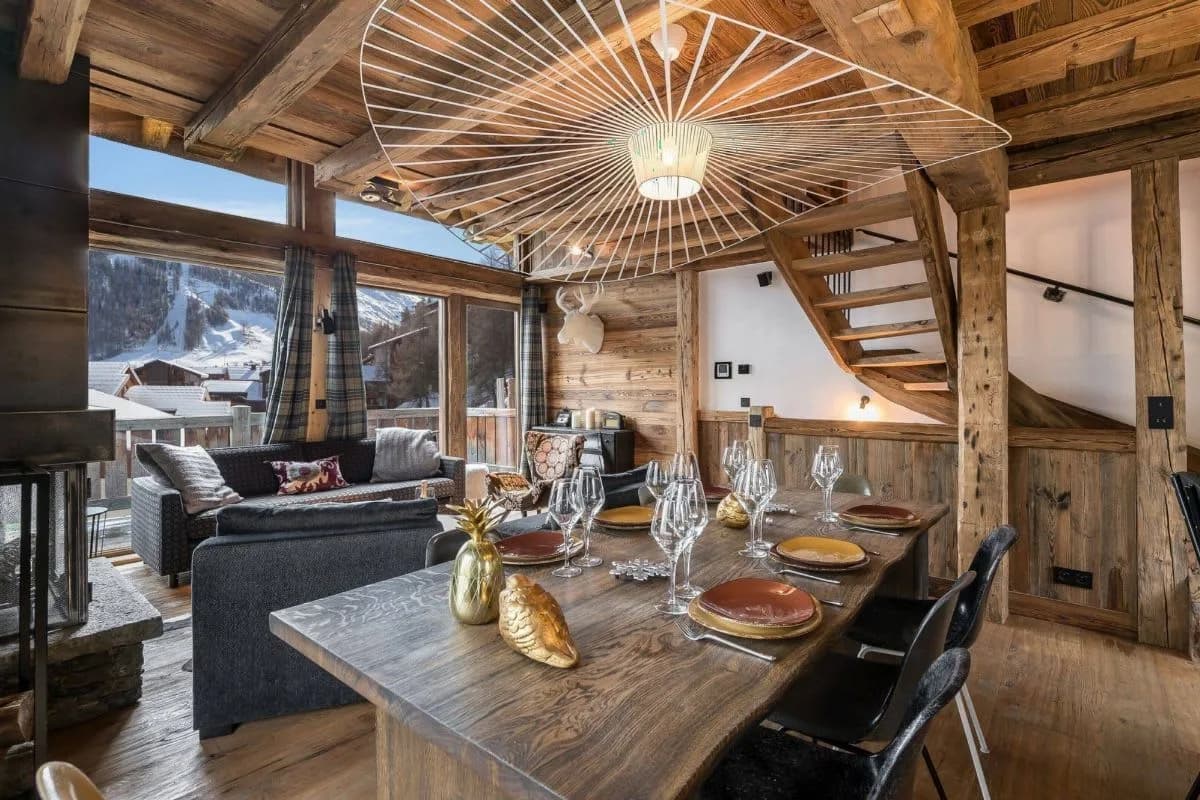 Spacious Alpine Chalet Near Val d’Isère Center photo 2