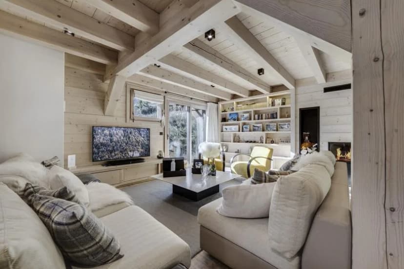 Ski In Out Chalet With Sauna