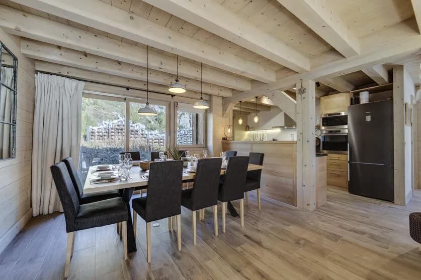 Ski In Out Chalet With Sauna photo 2