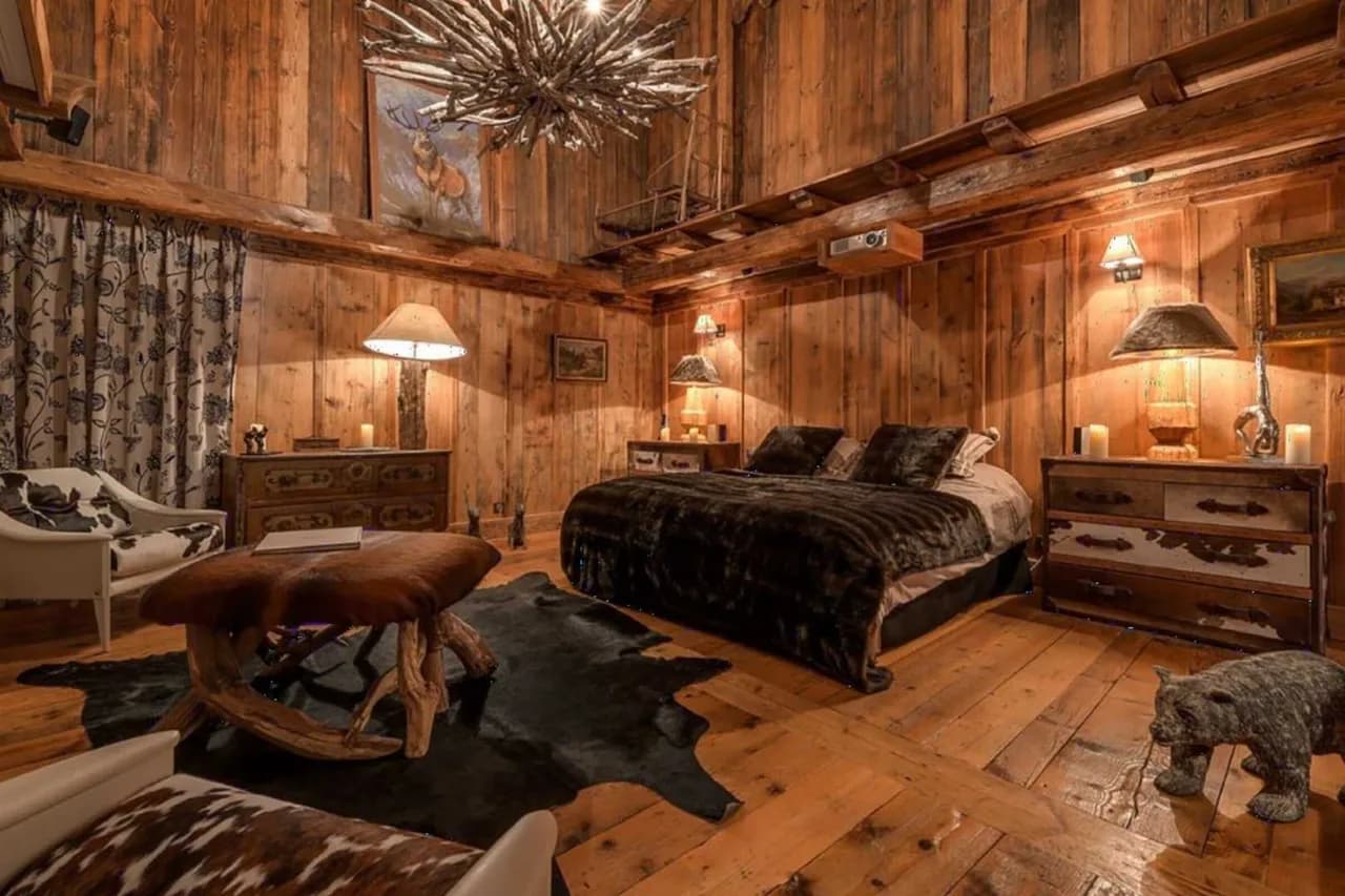 Ski In Chalet With Private Spa photo 3