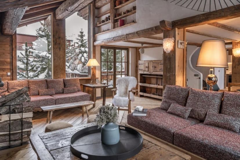 Alpine Retreat With Spa And Fireplace