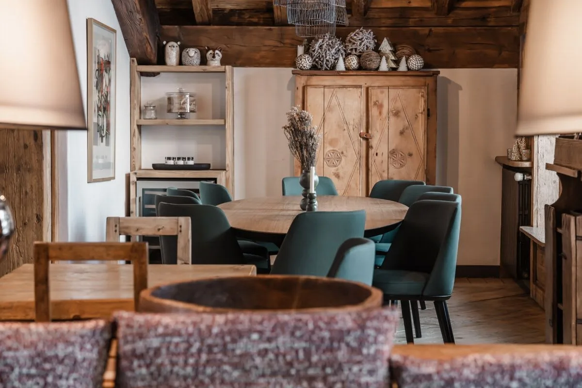 Alpine Retreat With Spa And Fireplace photo 4