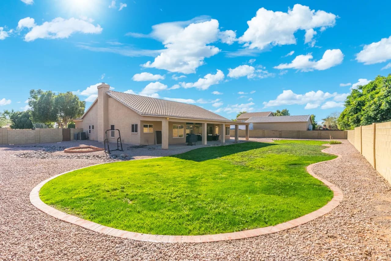 Expansive Four Bedroom Villa in Gilbert, Arizona photo 5