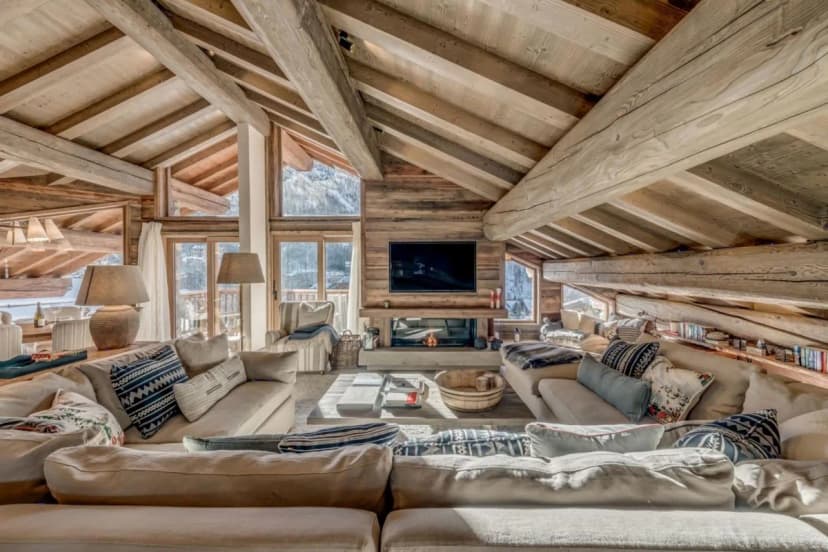 Alpine Chalet With Fireplace And Pool