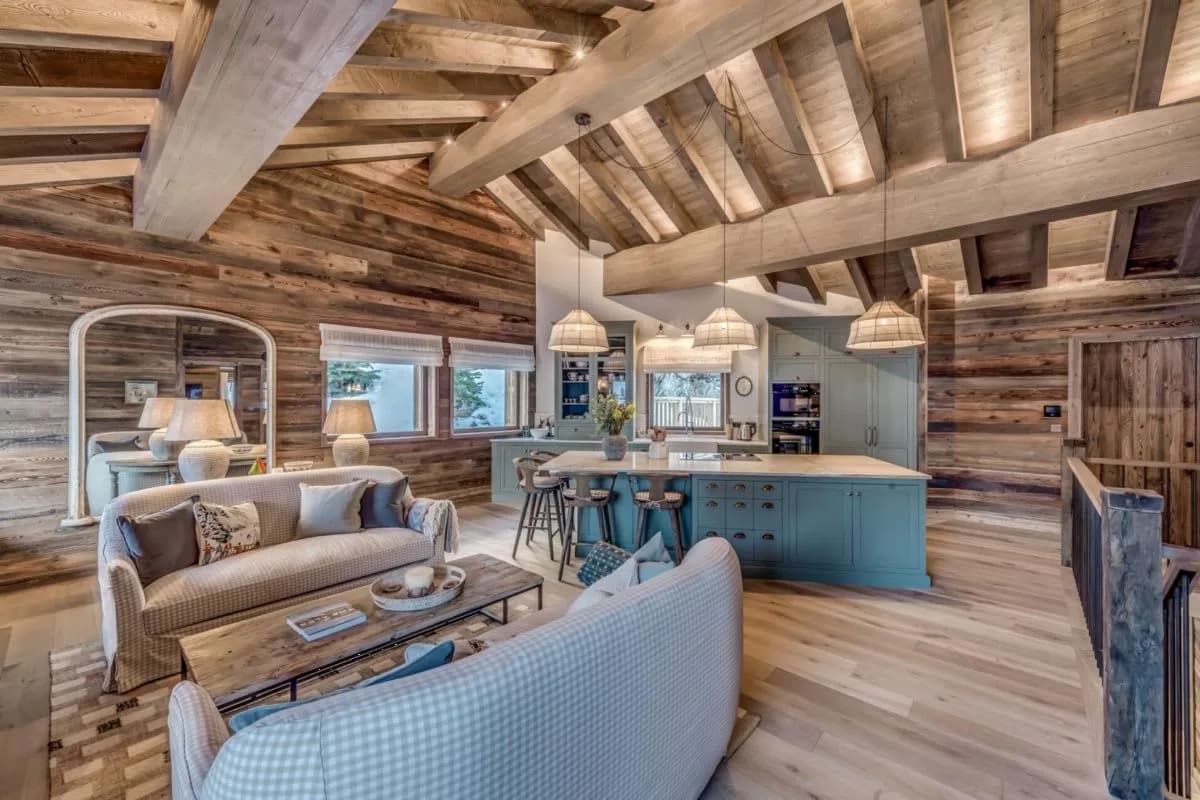Alpine Chalet With Fireplace And Pool photo 5