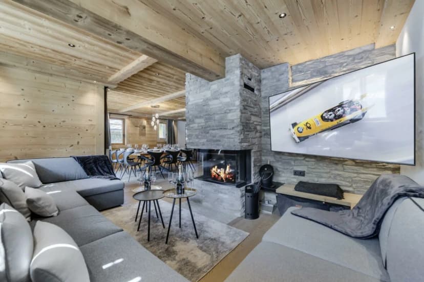 Alpine Retreat With Sauna And Gym