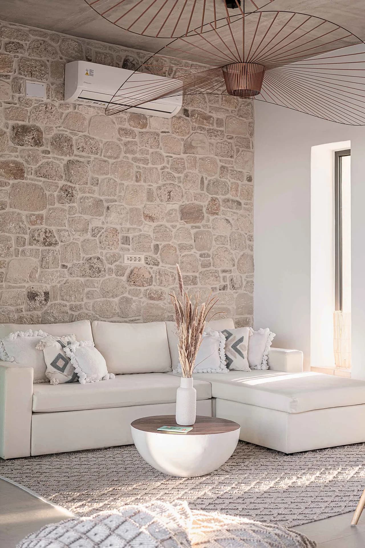 Peaceful Coastal Villa With Sea Views photo 3