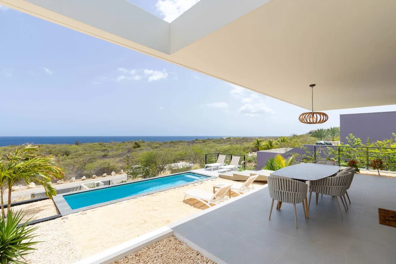 Coastal View Villa in Coral Estate photo 2
