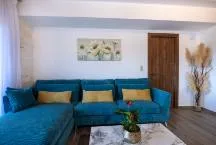 Countryside Villa Offering Space And Privacy photo 4