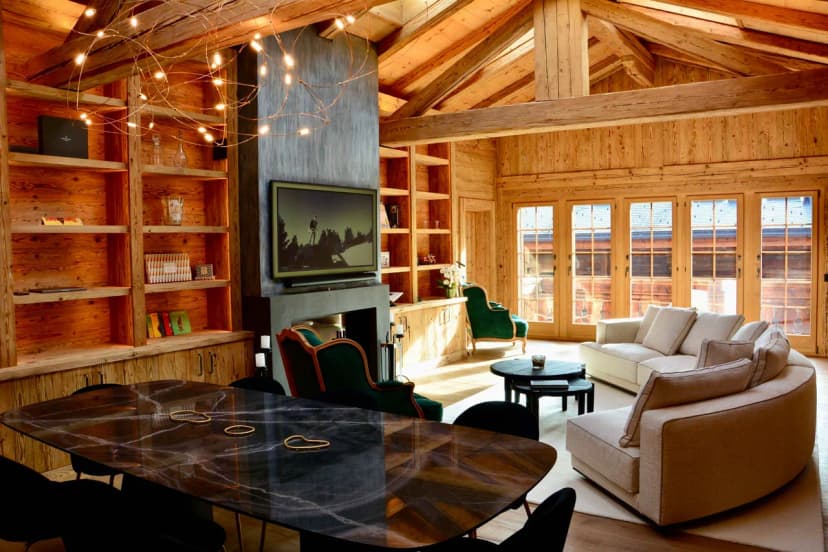 Saanen Alpine Penthouse Retreat