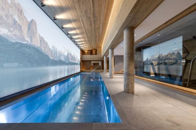 Luxury Alpine Duplex Close to Snow