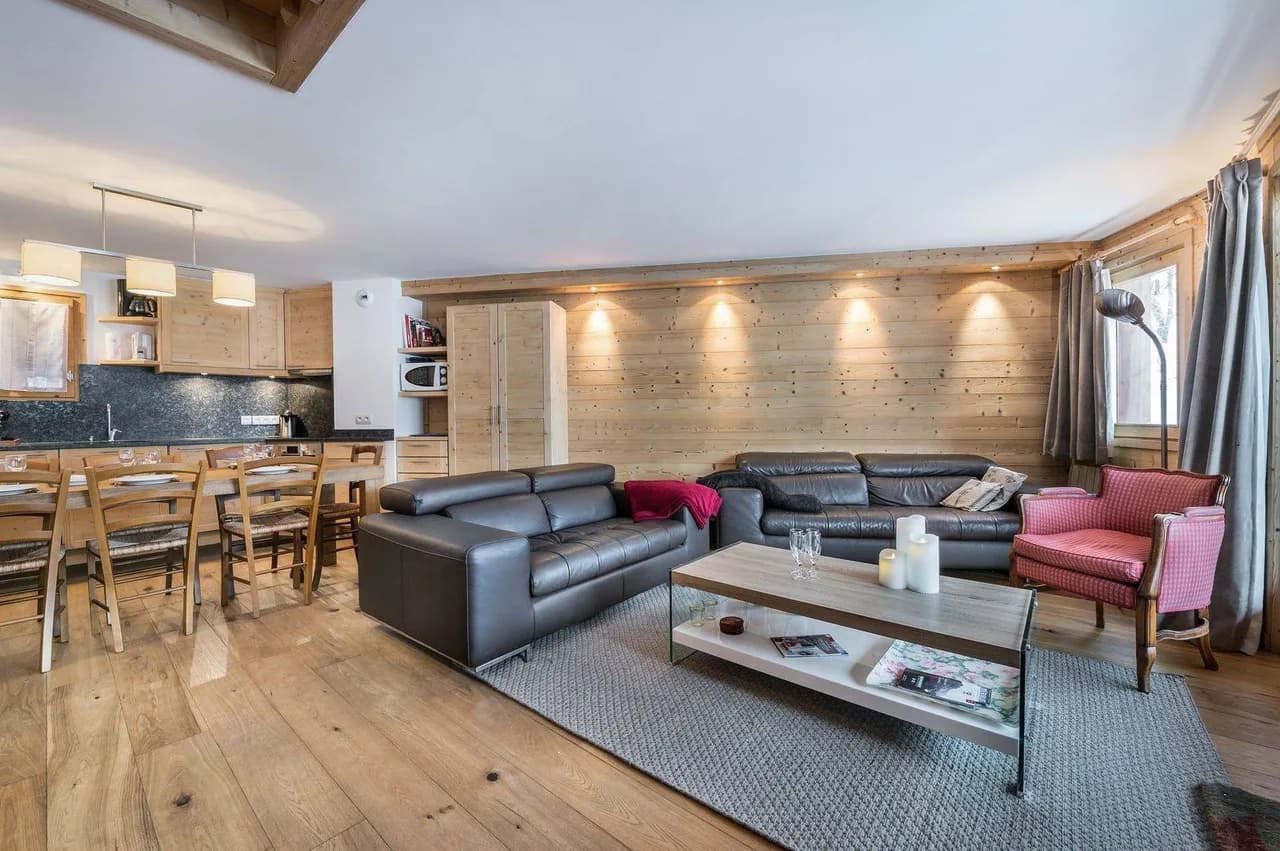 Savoyard Style Apartment Near Slopes photo 3