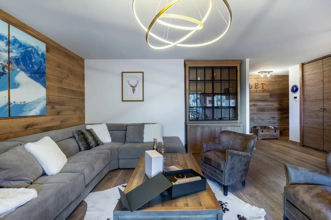 Elegant Ski Apartment In Central Courchevel photo 3