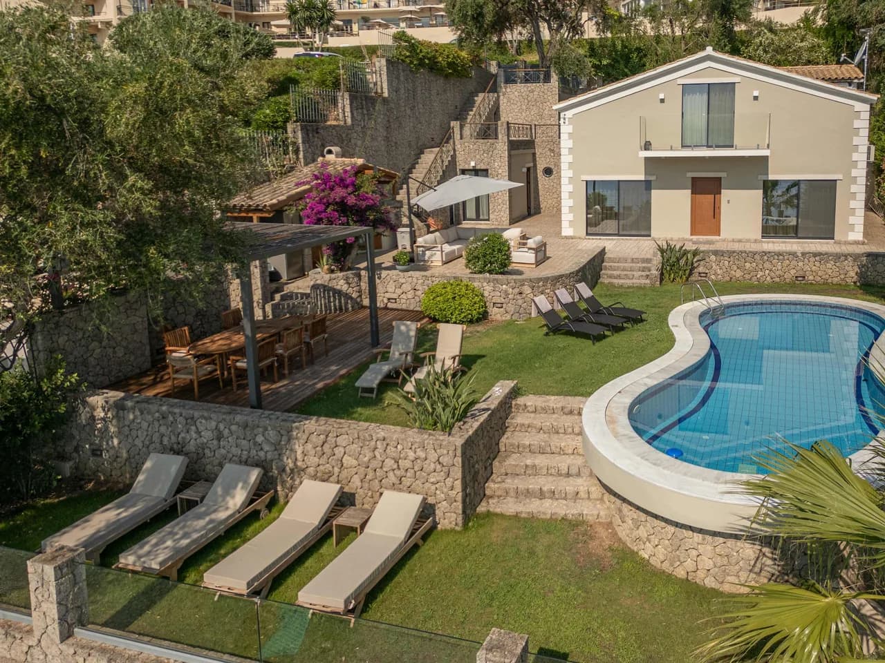 Villa Alia, Modern Comfort Direct Beach Access photo 2