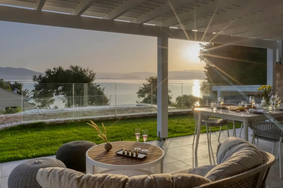 Villa Melia – Exclusive Beachfront Escape photo 3