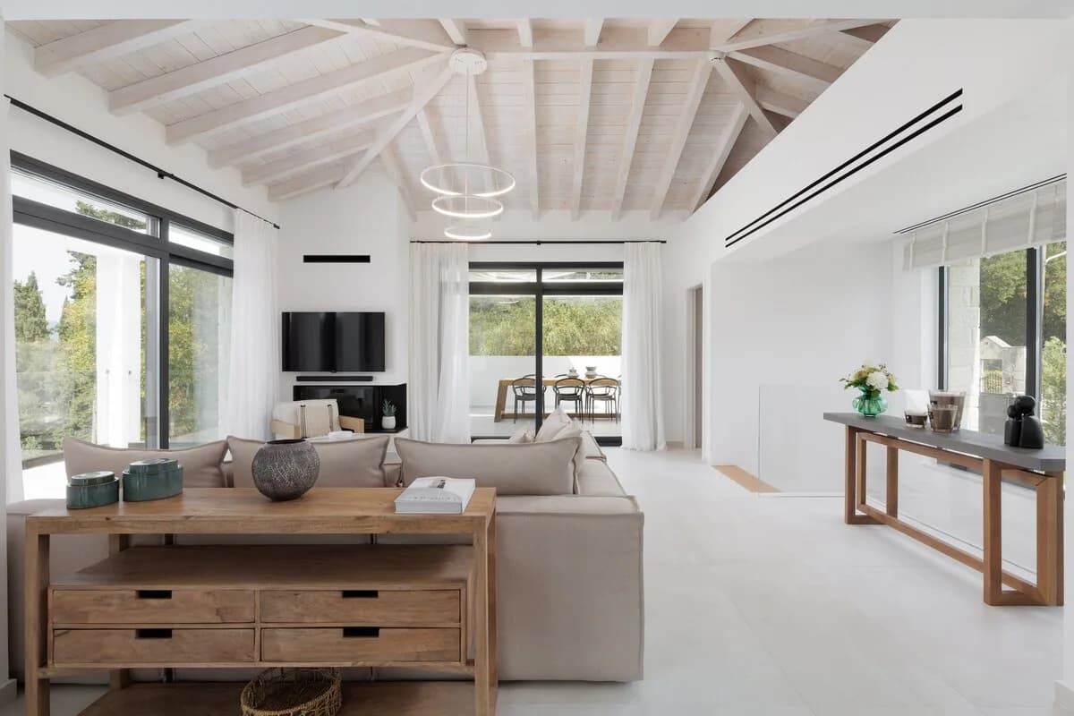 Tritonis Villa | Exclusive Seaside Retreat photo 3