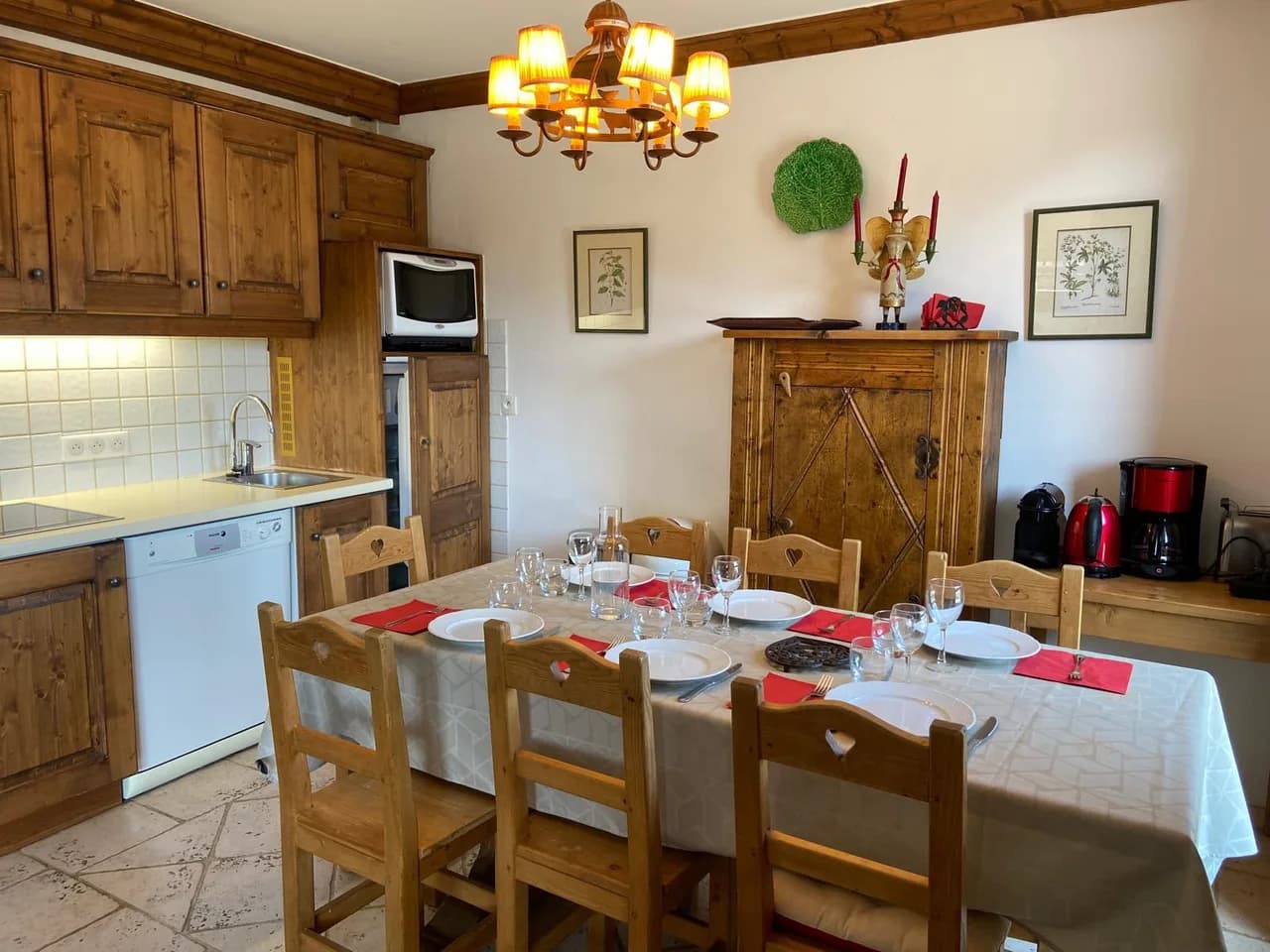 Warm Mountain Apartment In Courchevel photo 3