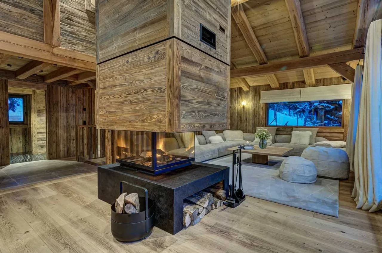 Modern Alpine Chalet With Hot Tub photo 2