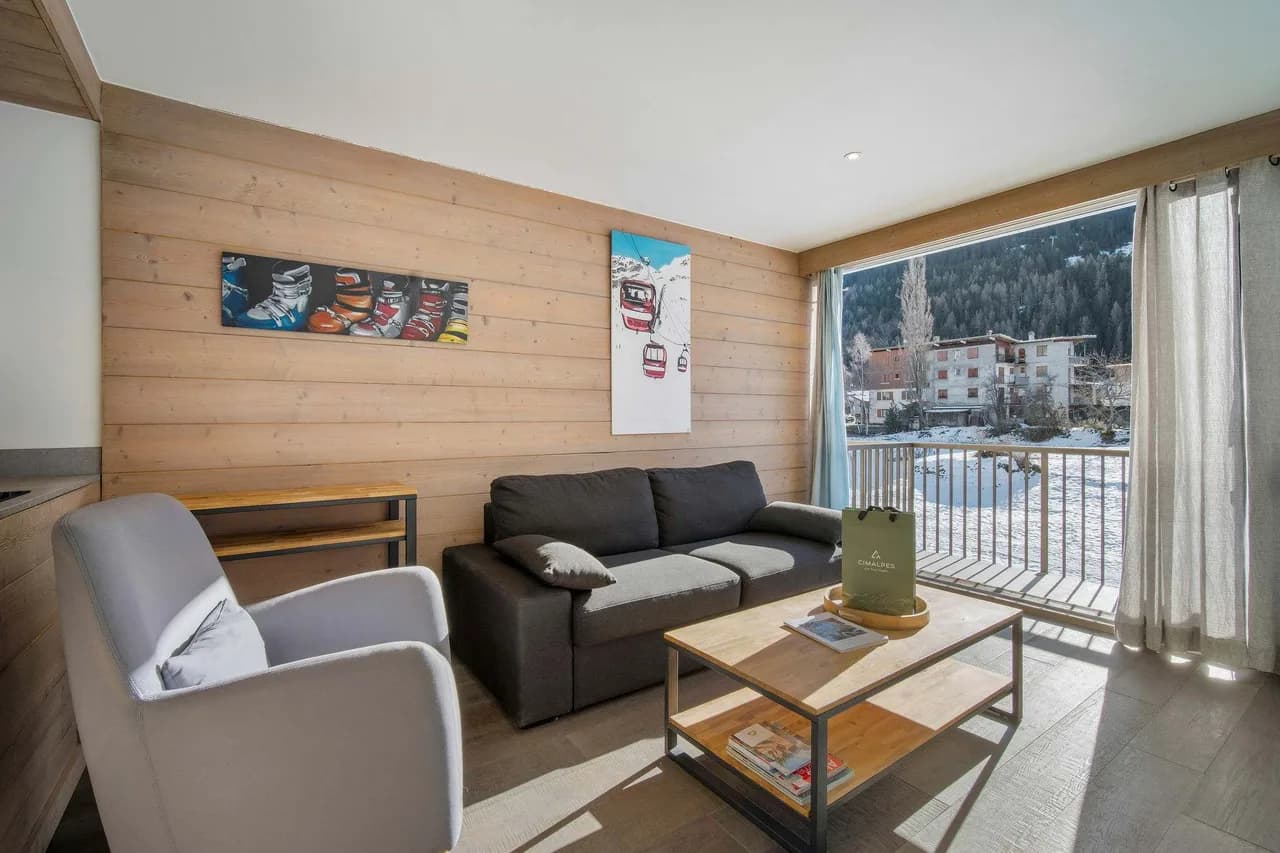 Bright Ski Apartment in Courchevel 1300 photo 3