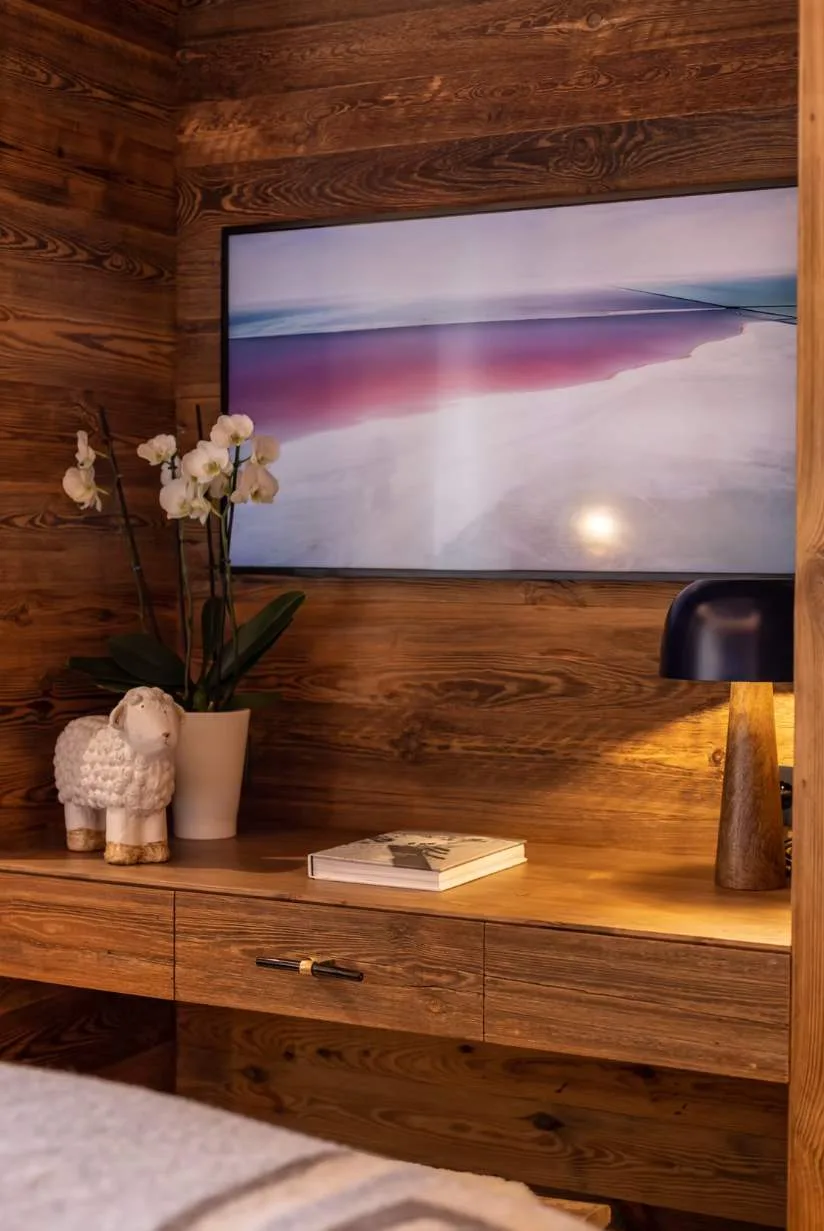 Modern Alpine Apartment With Mont Blanc Views photo 4